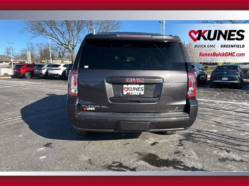 Used 2016 GMC Yukon XL SLT image 5
