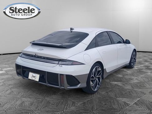 Used 2025 Hyundai Ioniq 6 SEL RWD image 5
