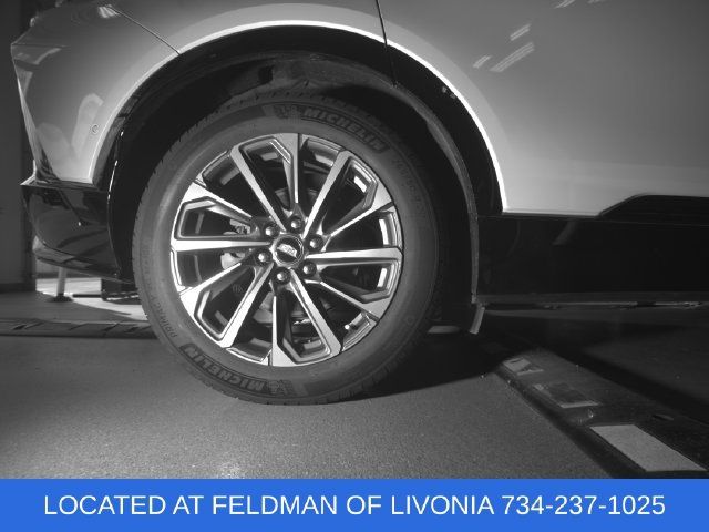 Used 2024 Cadillac Lyriq Sport w/ LPO, Floor Liner Package AWD/4WD image 33