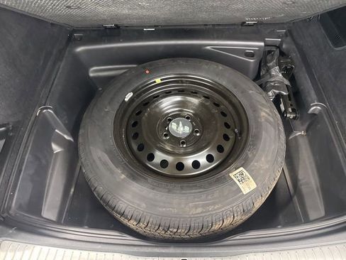 Used 2024 Jeep Grand Cherokee Summit image 11