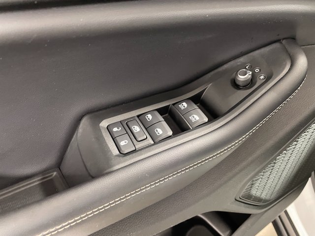Used 2024 Jeep Grand Cherokee Altitude AWD/4WD image 20