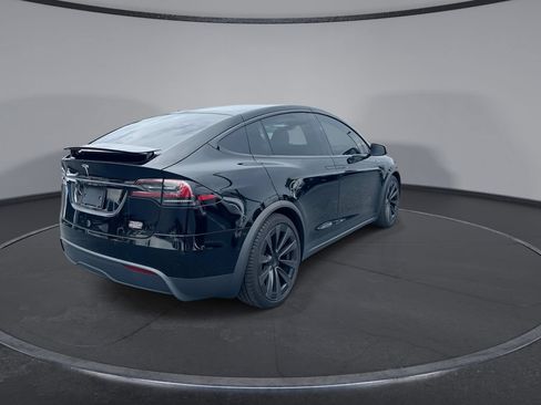 Used 2022 Tesla Model X Plaid AWD/4WD image 2