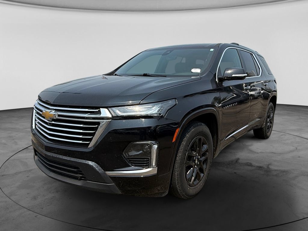 Used 2023 Chevrolet Traverse Premier AWD/4WD image 4