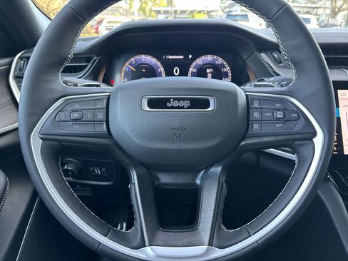 New 2026 Jeep Grand Cherokee Limited Reserve image 12