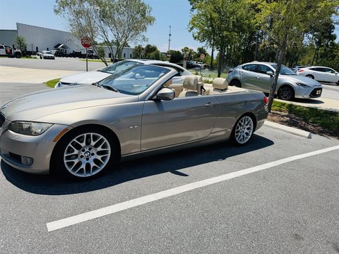 Used 2010 BMW 328i Convertible RWD image 1