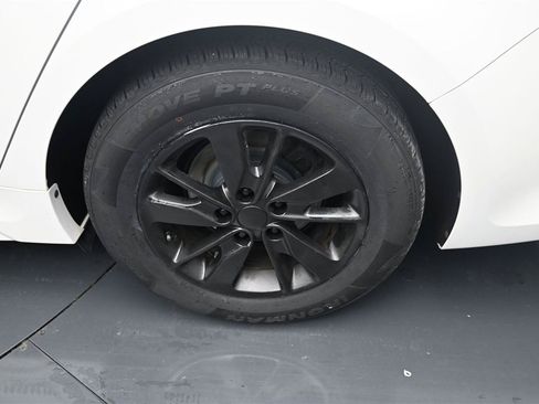 Used 2018 Kia Optima LX FWD image 17
