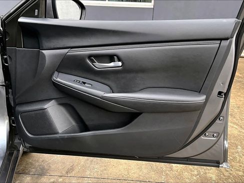 Used 2023 Nissan Sentra SV image 21