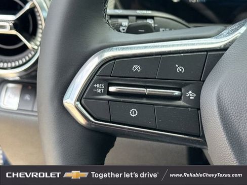 New 2026 Chevrolet Equinox LT w/ Safety and Technology Package FWD image 14