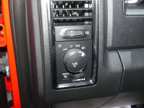Used 2016 RAM 1500 Sport AWD/4WD image 25