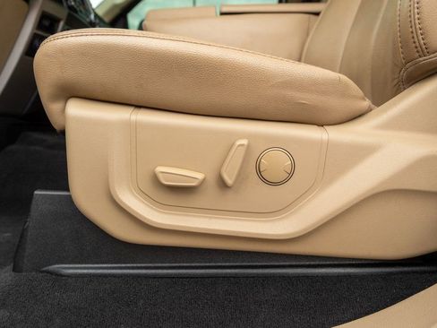 Used 2020 Ford F350 Lariat w/ Lariat Value Package image 27