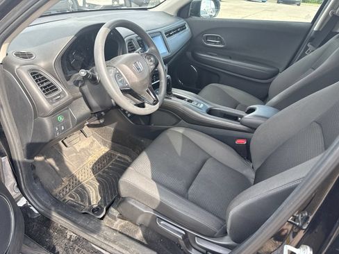 Used 2022 Honda HR-V EX image 9