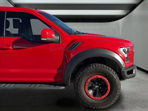 Used 2018 Ford F150 Raptor w/ Equipment Group 802A Luxury image 14
