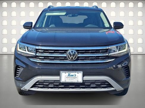 Used 2023 Volkswagen Atlas SE AWD/4WD image 2