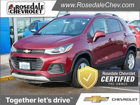 Used 2022 Chevrolet Trax LT w/ LT Convenience Package image 1