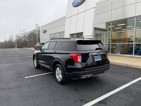 Certified 2023 Ford Explorer XLT w/ Equipment Group 202A image 8