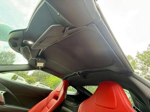 Used 2015 Chevrolet Corvette Stingray Coupe RWD image 46