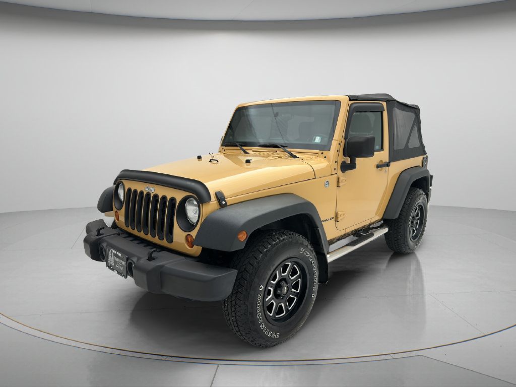 Used 2013 Jeep Wrangler Sport AWD/4WD image 3