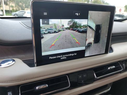 Certified 2021 Lincoln Aviator Reserve w/ Elements Package Plus image 28