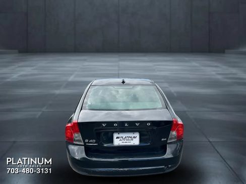 Used 2010 Volvo S40 2.4i FWD image 6
