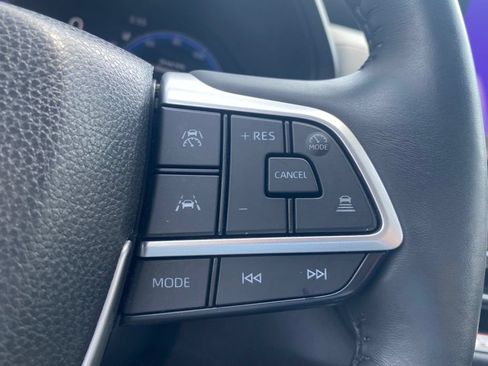Used 2025 Toyota Grand Highlander AWD Hybrid image 29