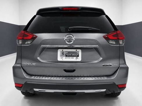 Used 2019 Nissan Rogue S w/ Special Edition Package AWD/4WD image 9