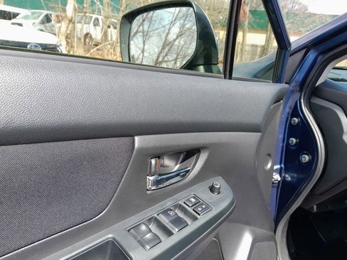 Used 2013 Subaru Impreza 2.0i Sport Premium image 12