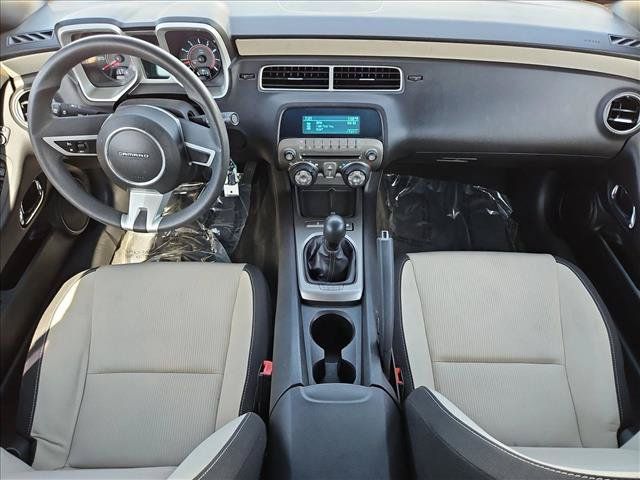 Used 2011 Chevrolet Camaro LT RWD image 21