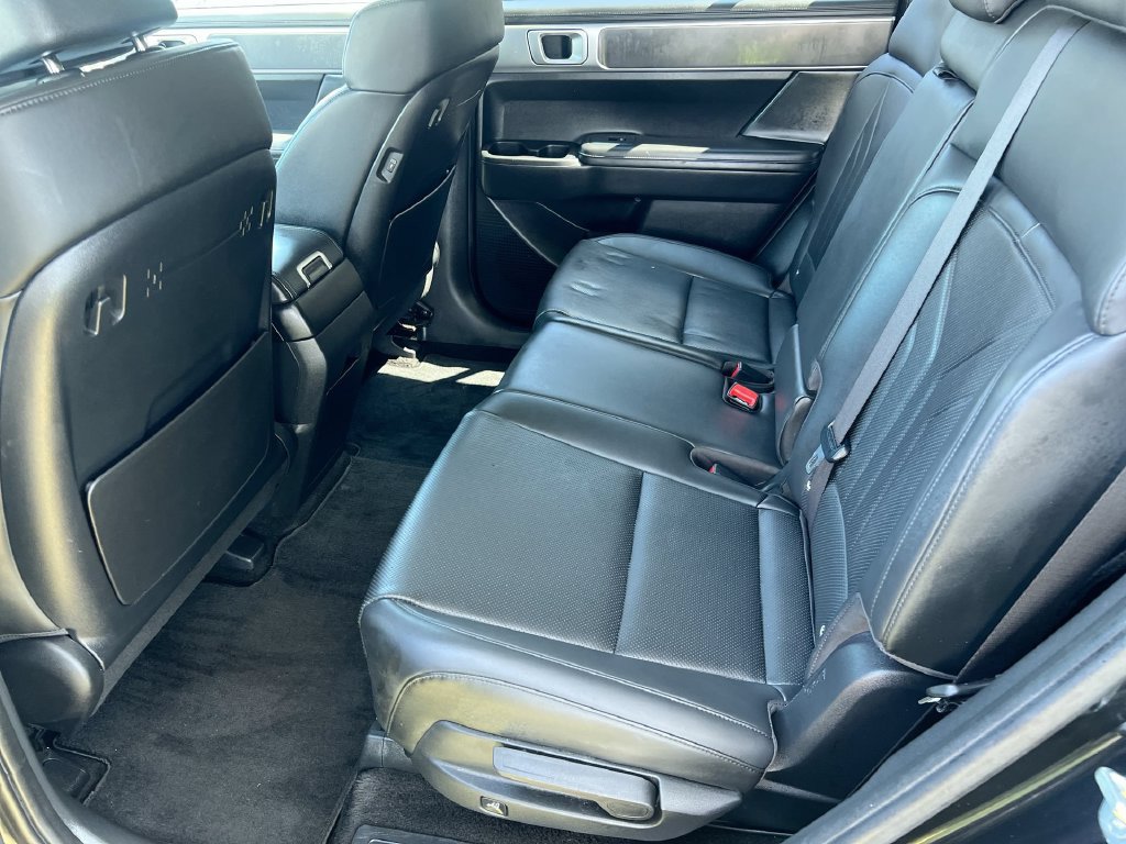 Used 2024 Hyundai Santa Fe SEL FWD image 22