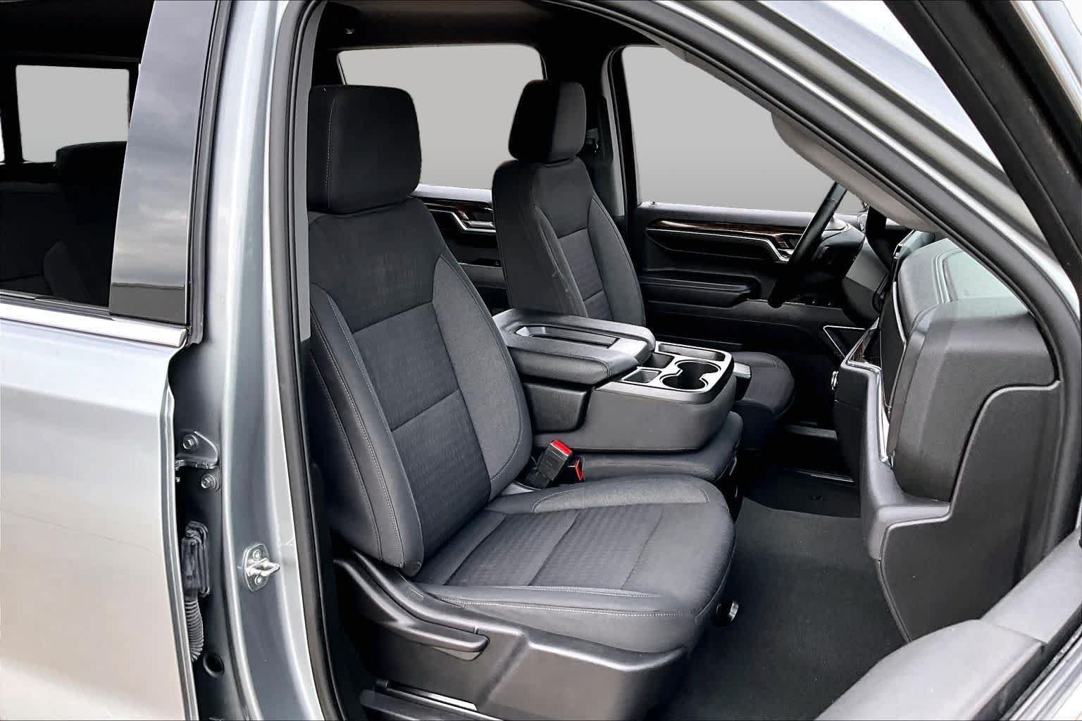 Used 2023 GMC Sierra 1500 SLE w/ Preferred Package RWD image 8