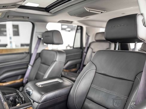 Used 2015 GMC Yukon Denali w/ Premium Package image 19