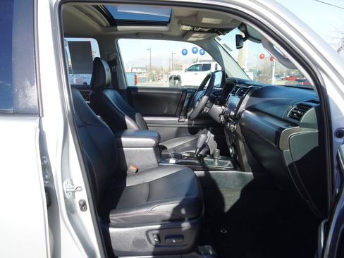 Certified 2021 Toyota 4Runner Venture image 23