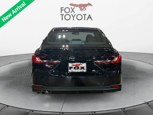 New 2026 Toyota Camry SE FWD image 4