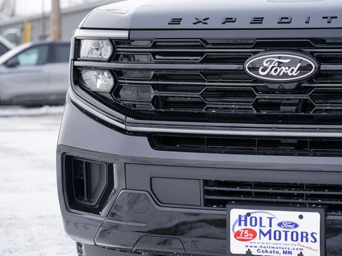 New 2025 Ford Expedition Platinum w/ Stealth Performance Package image 11