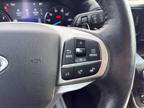 Used 2020 Ford Explorer Limited RWD image 24