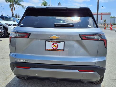 Used 2025 Chevrolet Equinox LT FWD image 5