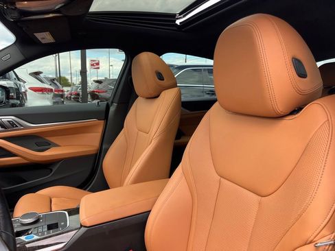 Used 2023 BMW i4 eDrive35 RWD image 46