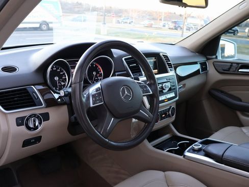 Used 2015 Mercedes-Benz ML 350 ML 350 image 16