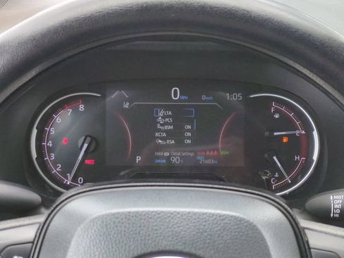 Used 2024 Toyota RAV4 XLE w/ Convenience Package FWD image 26