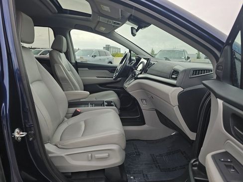 Used 2018 Honda Odyssey EX-L image 12