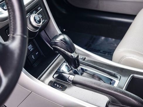 Used 2015 Honda Accord Touring image 24