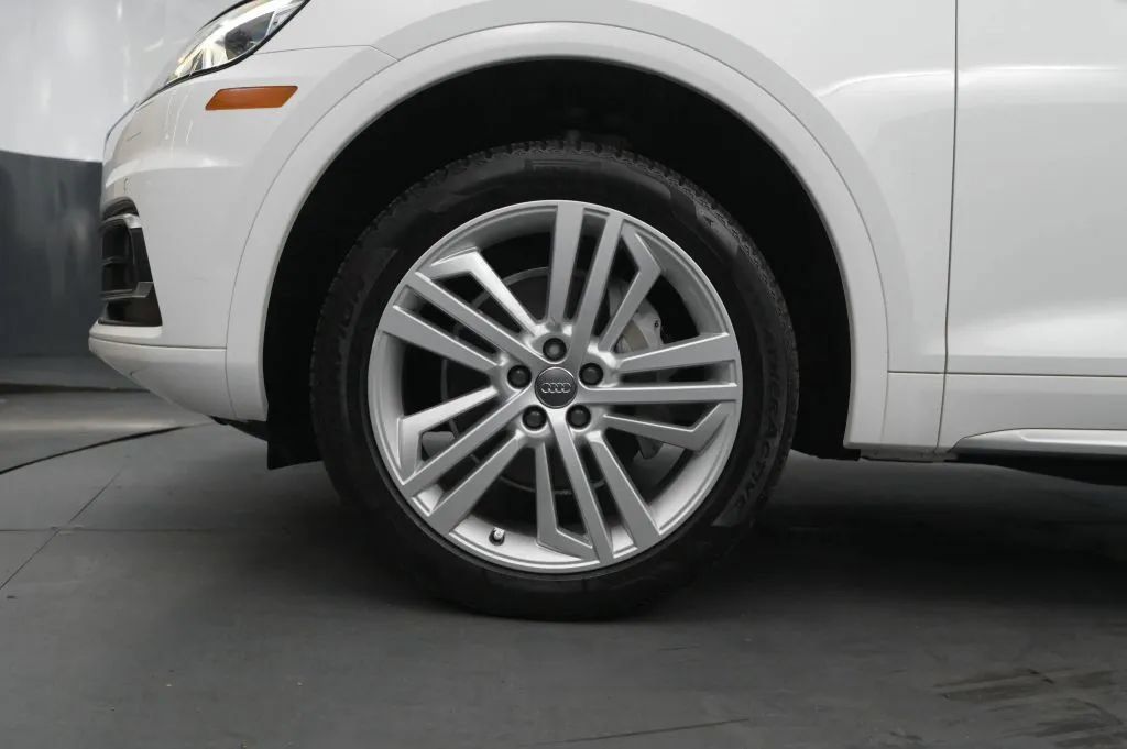 Used 2018 Audi Q5 Prestige w/ Prestige Package AWD/4WD image 11