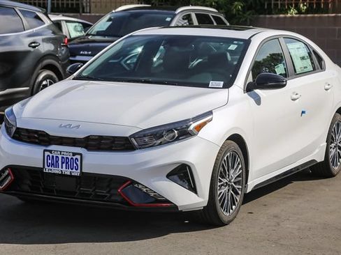 New 2024 Kia Forte GT-Line w/ GT-Line Premium Package FWD image 4