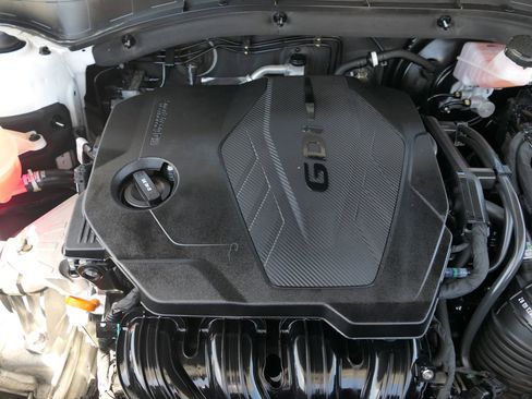 Used 2023 Kia Sorento LX FWD image 33