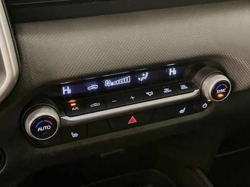 Used 2024 MAZDA CX-50 AWD 2.5 S w/ Premium Package image 24