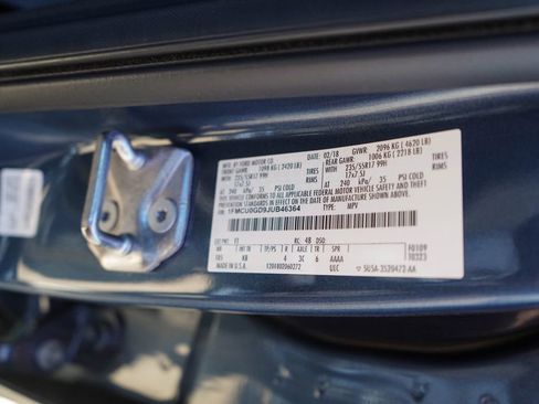 Used 2018 Ford Escape SE image 38