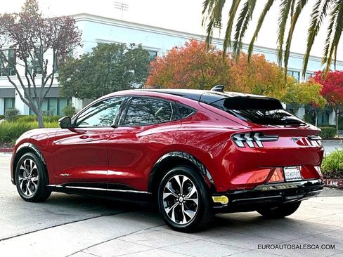 Used 2022 Ford Mustang Mach-E Premium image 4