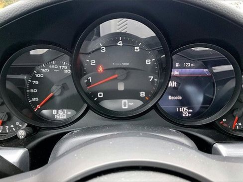 Used 2017 Porsche 911 Carrera 4 image 15