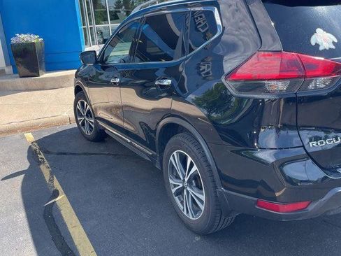 Used 2017 Nissan Rogue SL w/ SL Premium Package AWD/4WD image 2