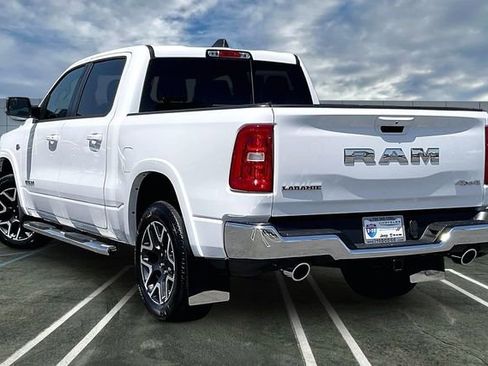 Used 2026 RAM 1500 Laramie AWD/4WD image 10