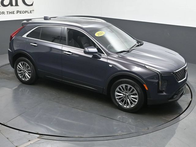 Used 2024 Cadillac XT4 Premium Luxury w/ Cold Weather Package AWD/4WD image 44